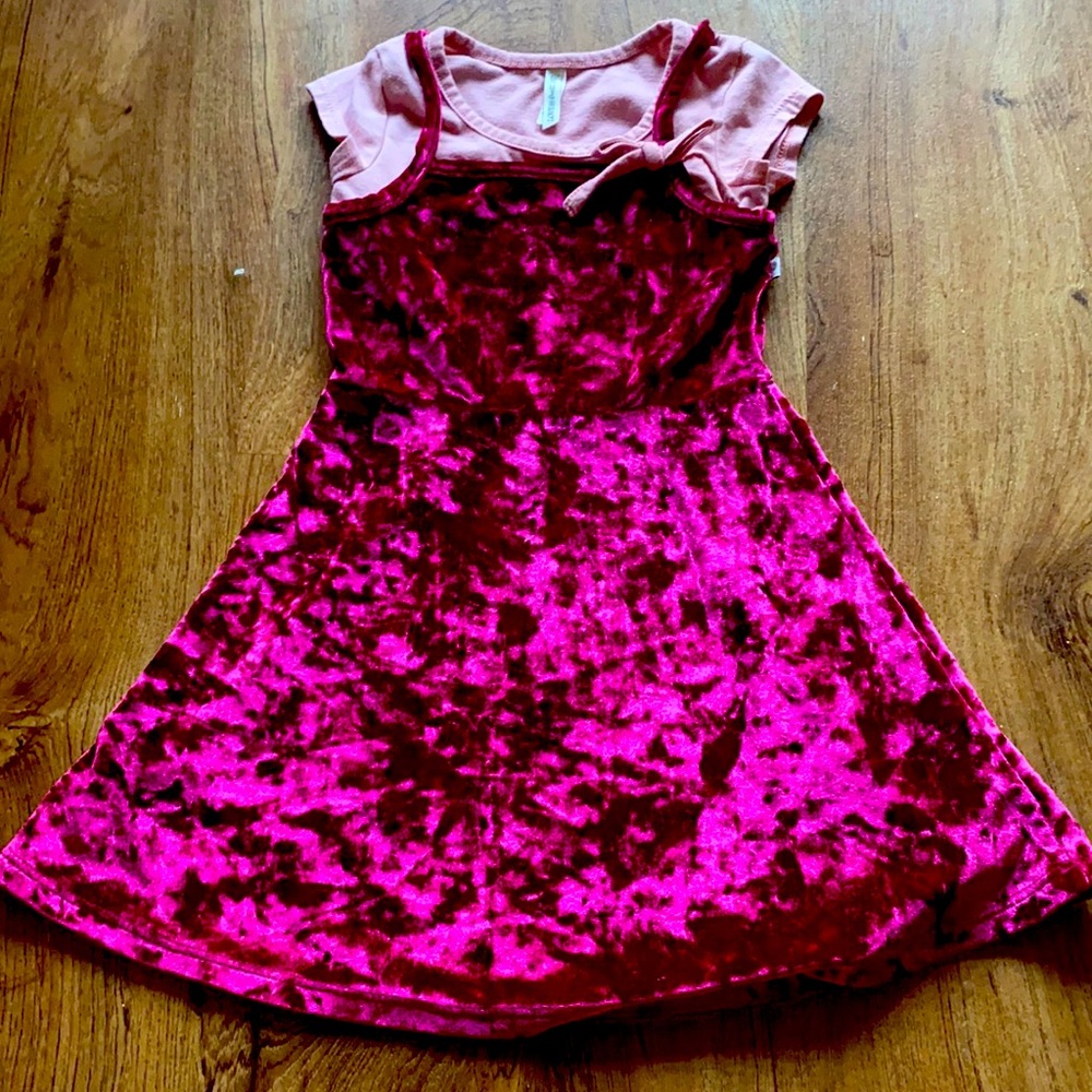 Magenta and Light Pink Dress size 4T sewn in top.
